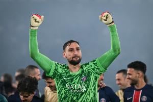 罗马诺：切尔西和曼联没有与多纳鲁马进行任何谈判